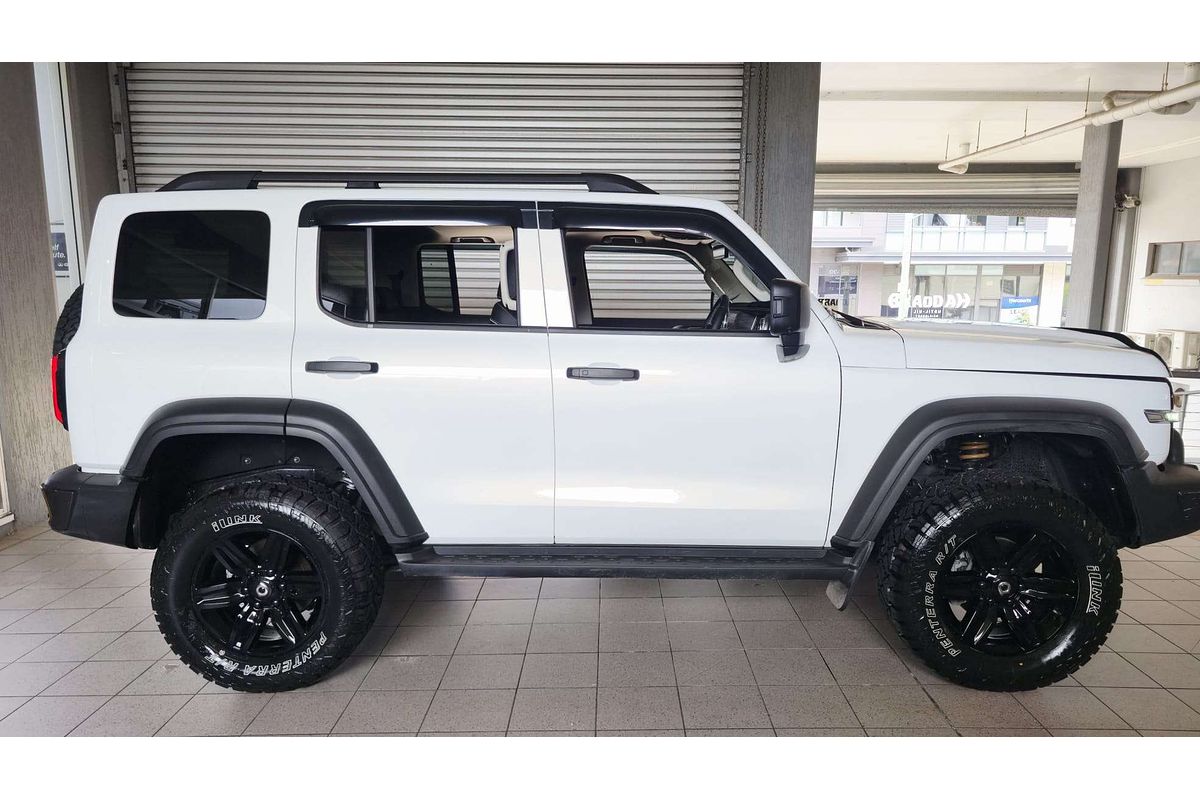 TANK 300 ULTRA PETROL 2.0L T4 TURBO DIRECT F/INJ 8 SP AUTOMATIC 4D WAGON 