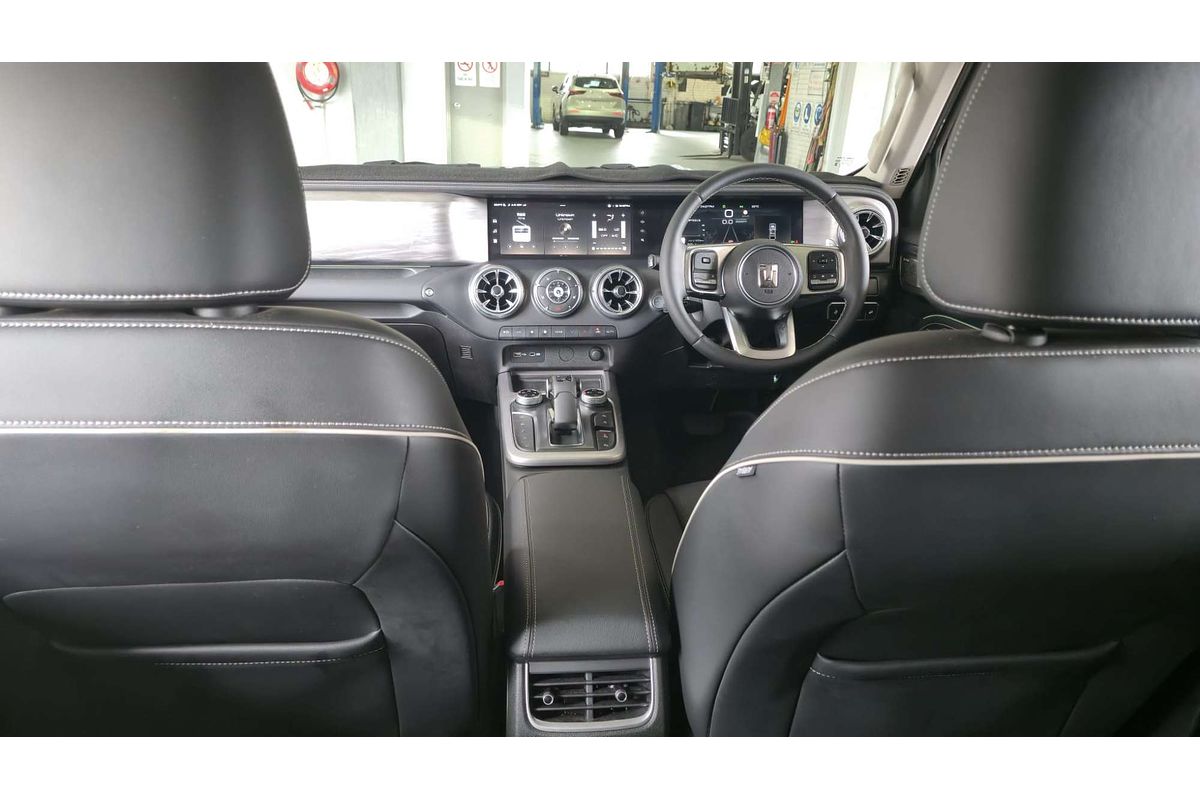 TANK 300 ULTRA PETROL 2.0L T4 TURBO DIRECT F/INJ 8 SP AUTOMATIC 4D WAGON 