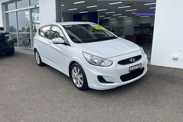 2018 Hyundai Accent Sport RB6