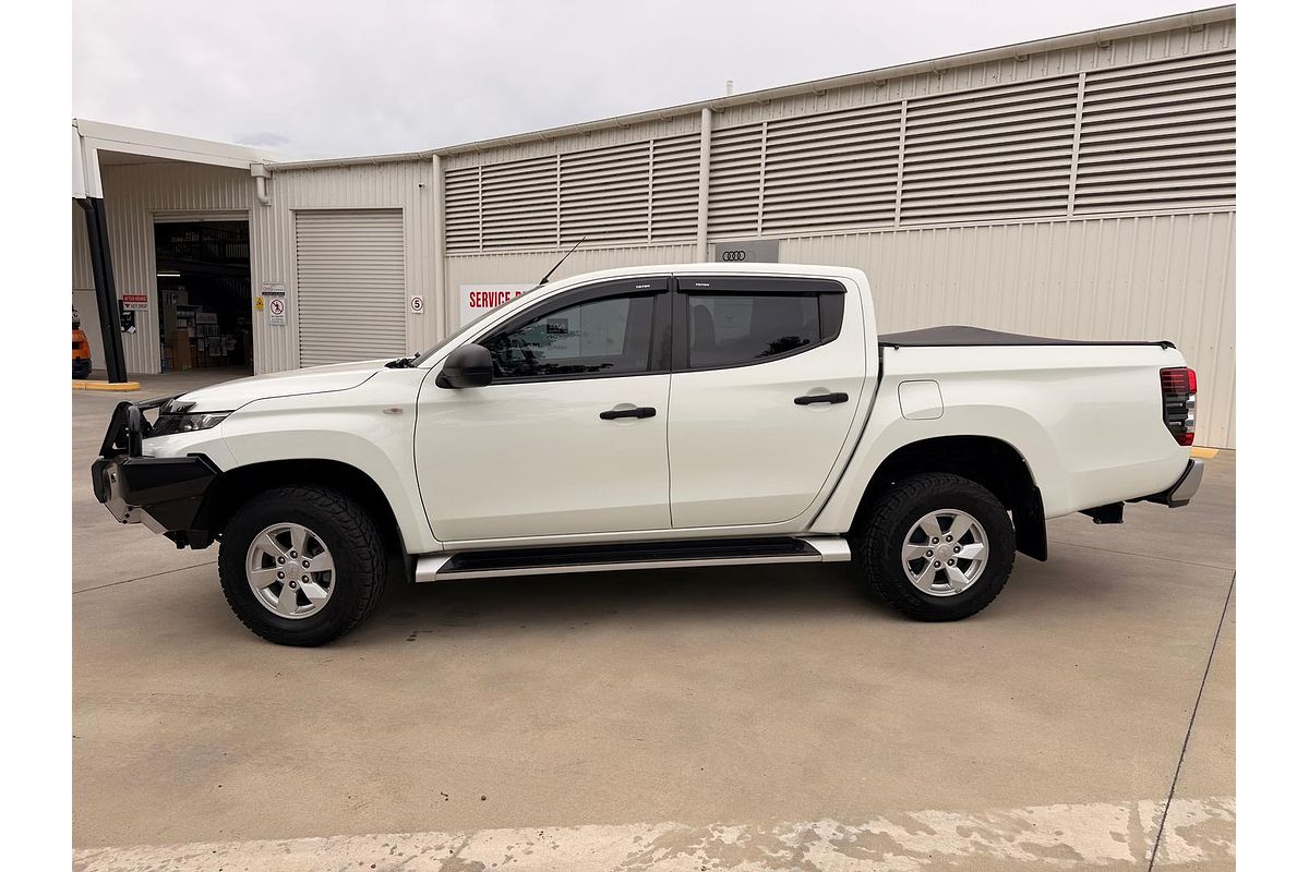 2021 Mitsubishi Triton GLX+ MR 4X4