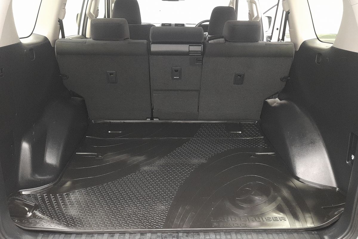 2023 Toyota Landcruiser Prado GX GDJ150R