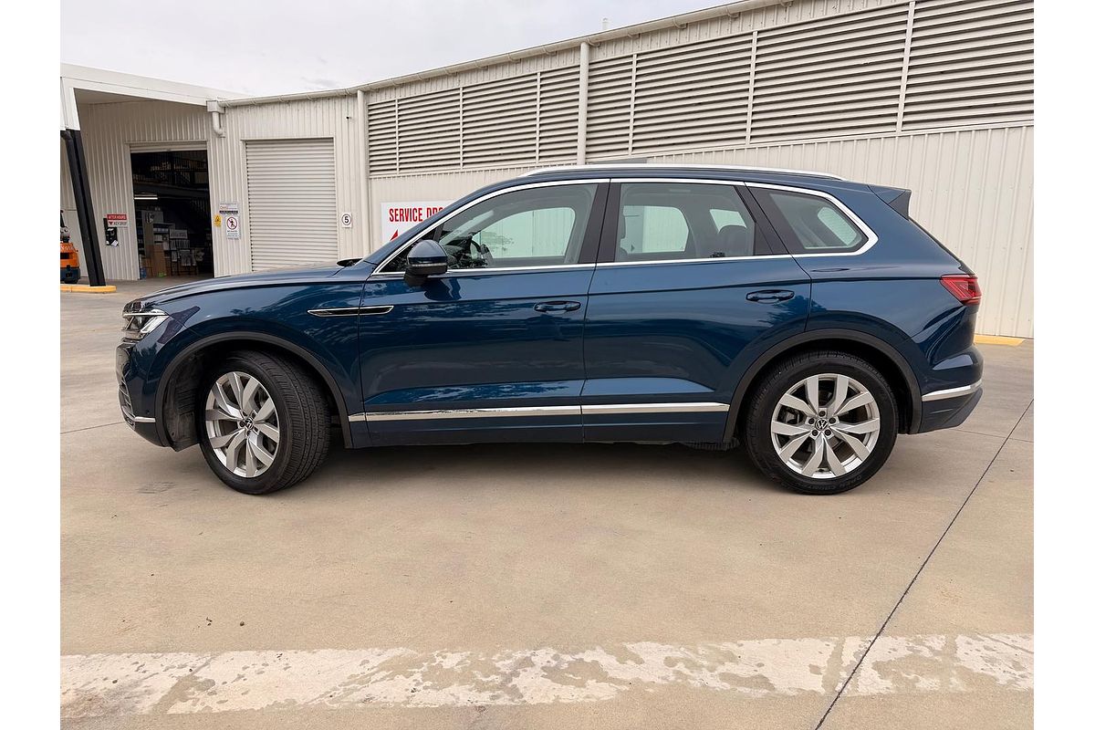 2022 Volkswagen Touareg 210TDI Elegance CR