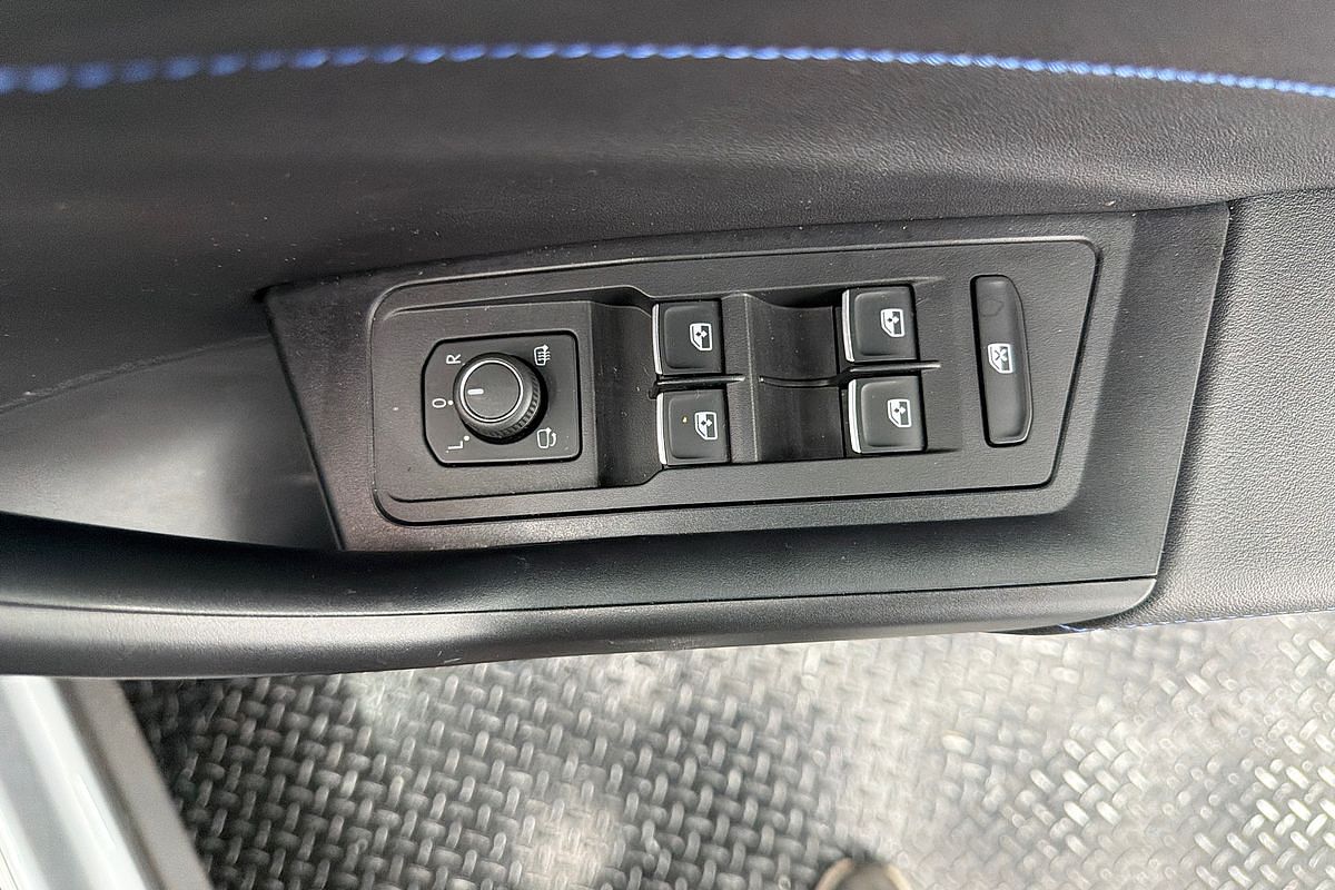 2022 Volkswagen T-Roc R D11