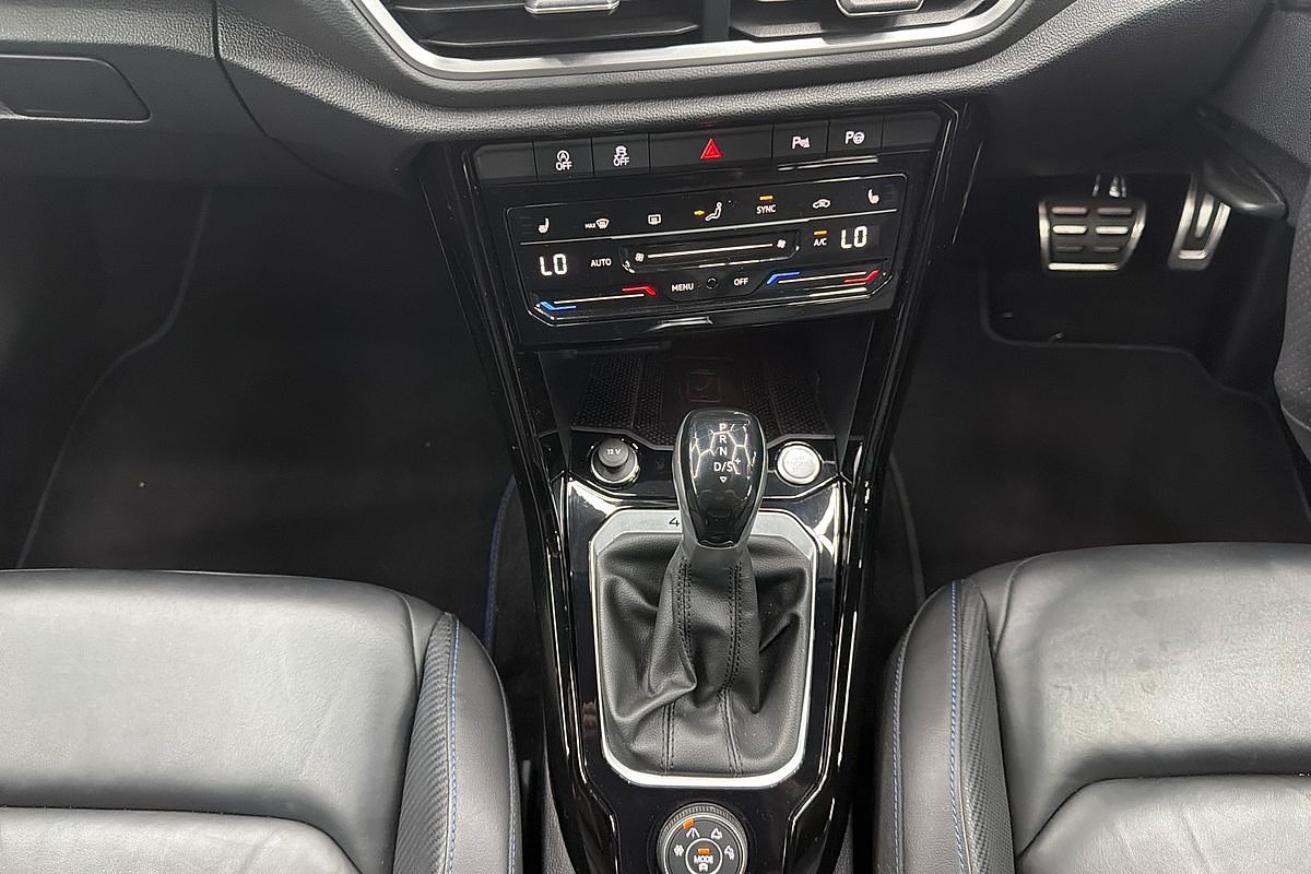 2022 Volkswagen T-Roc R D11