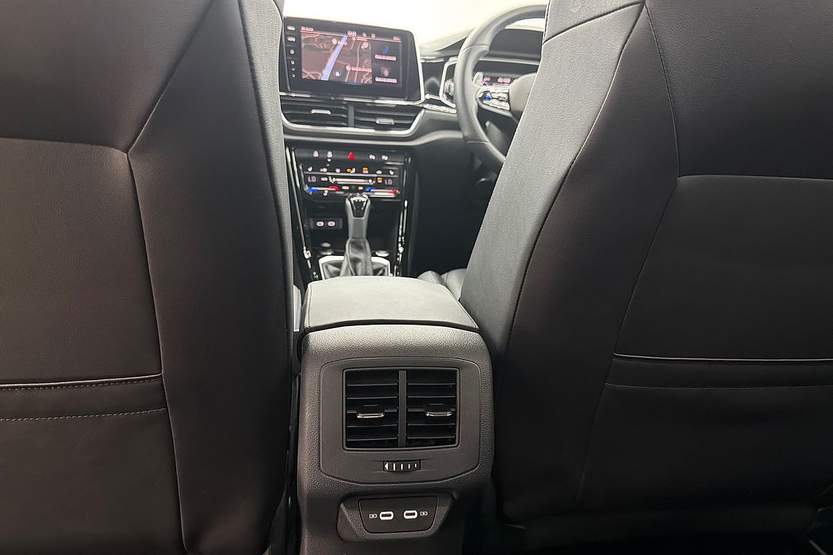 2022 Volkswagen T-Roc R D11