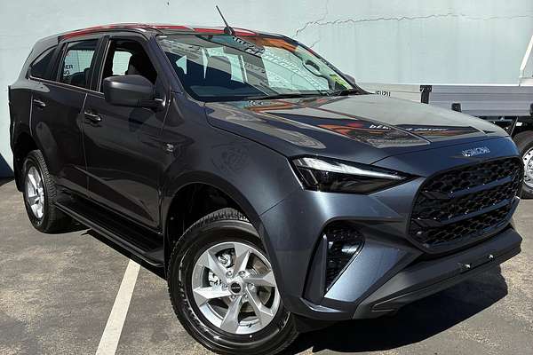 2025 Isuzu MU-X LS-M