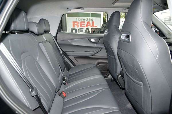 2025 Chery Tiggo 4 Hybrid Ultimate thumb-12