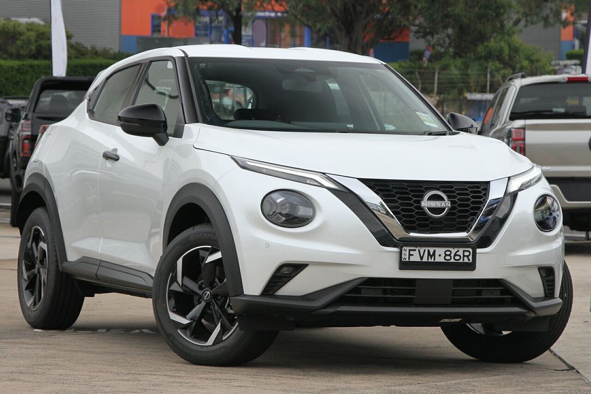 2025 Nissan JUKE ST+ F16