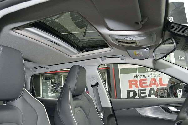 2026 Chery Tiggo 4 Hybrid Ultimate thumb-13