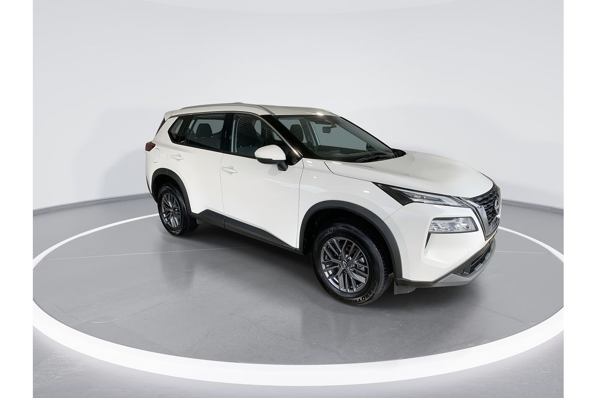 2024 Nissan X-TRAIL ST T33