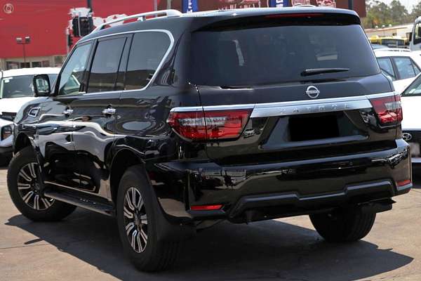 2023 Nissan Patrol Ti-L Y62 thumb-4