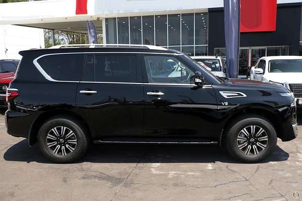 2023 Nissan Patrol Ti-L Y62 thumb-5