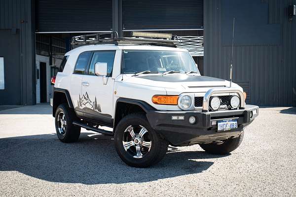 2012 Toyota FJ Cruiser GSJ15R