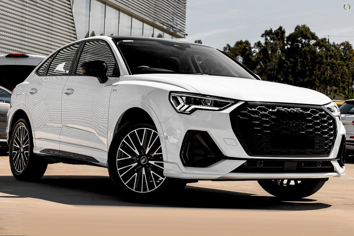 2025 Audi Q3 35 TFSI S line edition F3