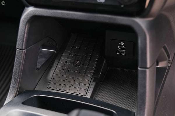 2025 Ford Everest Ambiente 2.0L thumb-12