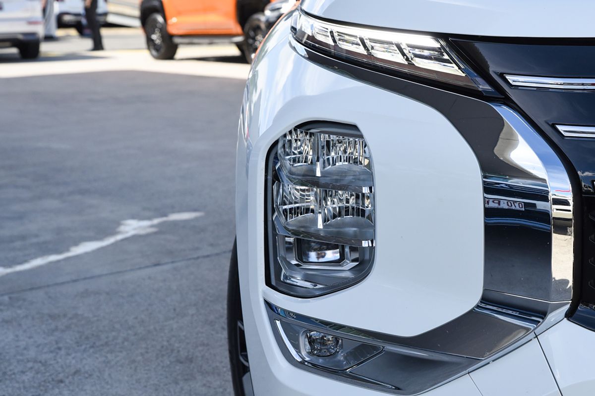 2025 Mitsubishi Outlander Aspire ZM