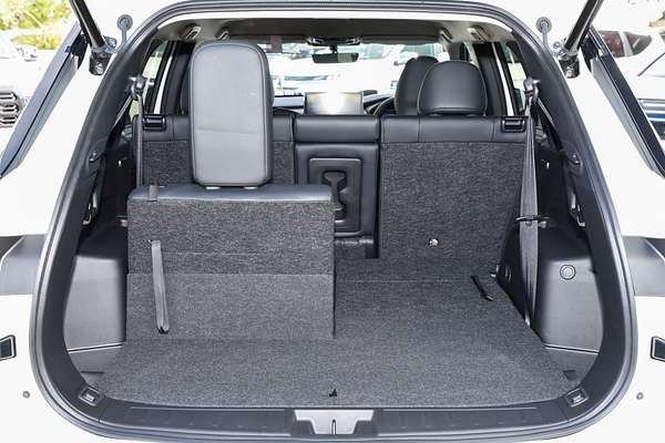 2025 Mitsubishi Outlander Aspire ZM thumb-18