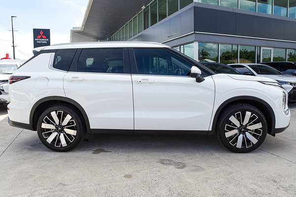 2025 Mitsubishi Outlander Aspire ZM thumb-4