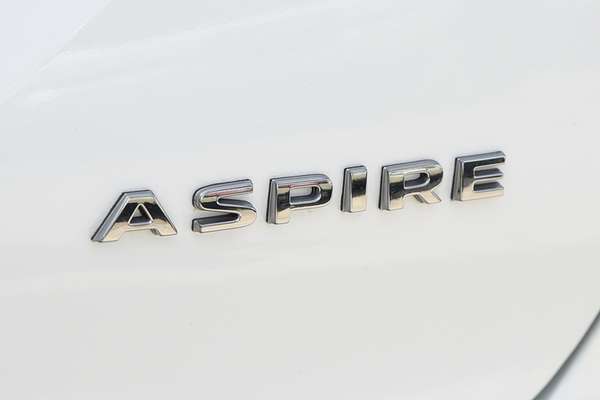 2025 Mitsubishi Outlander Aspire ZM thumb-19