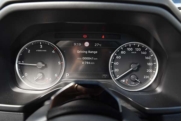 2025 Mitsubishi Triton GLS MV 4X4 thumb-10