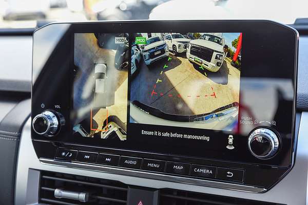 2025 Mitsubishi Triton GLS MV 4X4 thumb-12