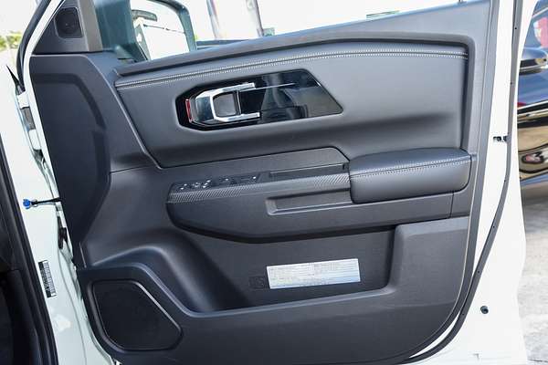 2025 Mitsubishi Triton GLS MV 4X4 thumb-15