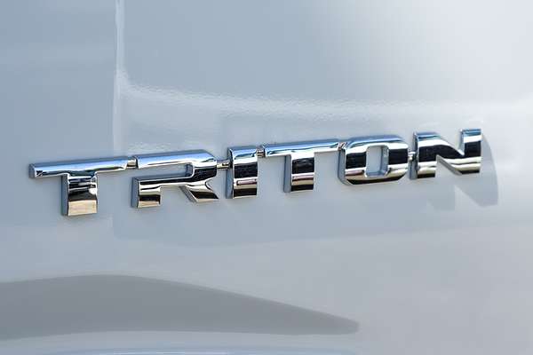 2025 Mitsubishi Triton GLS MV 4X4 thumb-19