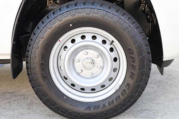 2025 Mitsubishi Triton GLX MV 4X4 thumb-3