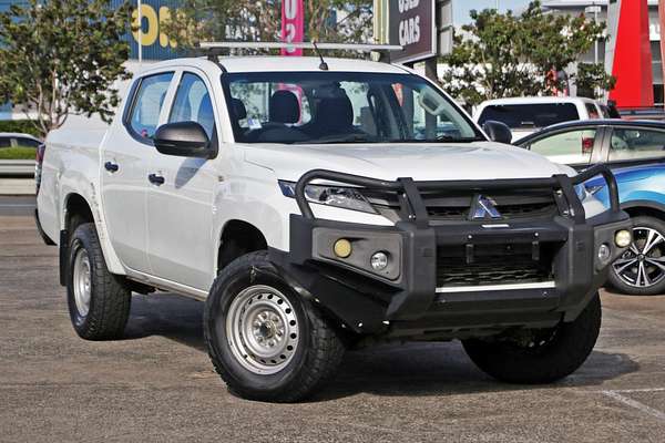 2019 Mitsubishi Triton GLX MR 4X4
