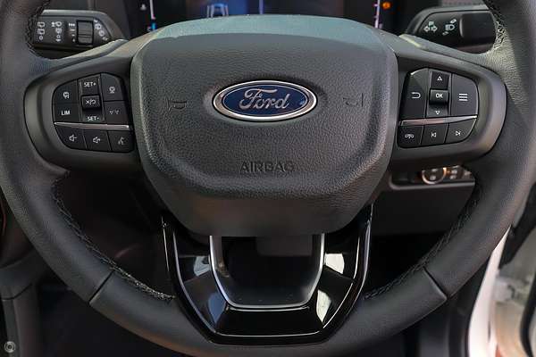 2025 Ford Everest Trend 2.0L thumb-13