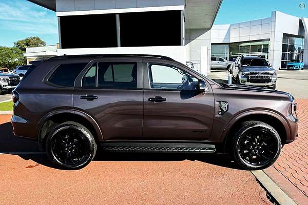 2025 Ford Everest Sport 2.0L thumb-2