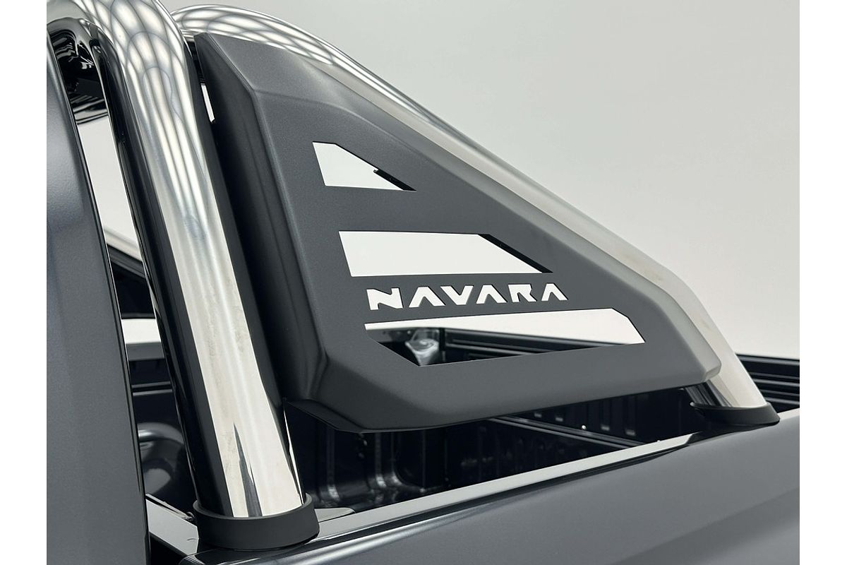Nissan NAVARA 4X4 2.4 DSL AUTO DC ST