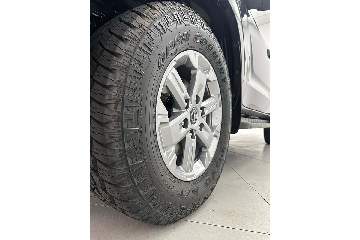 Nissan NAVARA 4X4 2.4 DSL AUTO DC ST