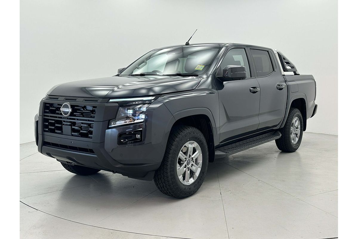 Nissan NAVARA 4X4 2.4 DSL AUTO DC ST