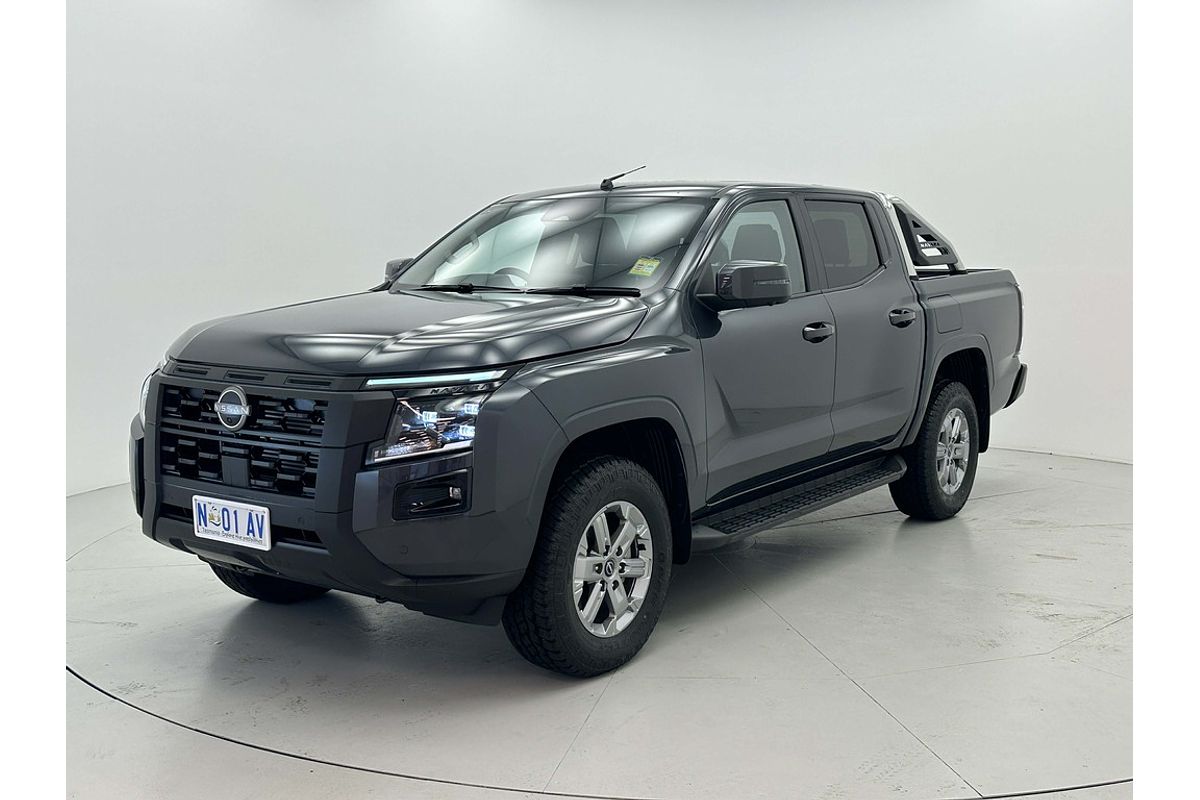 Nissan NAVARA 4X4 2.4 DSL AUTO DC ST