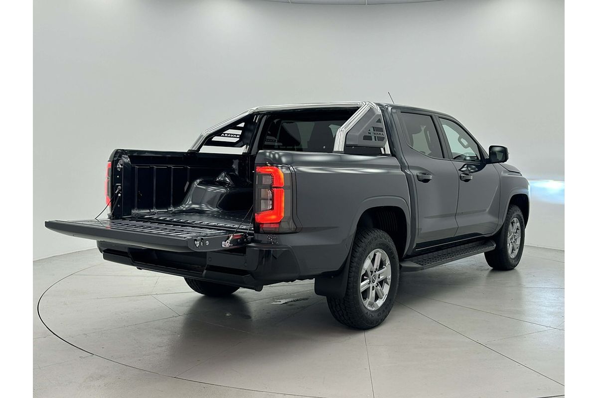 Nissan NAVARA 4X4 2.4 DSL AUTO DC ST
