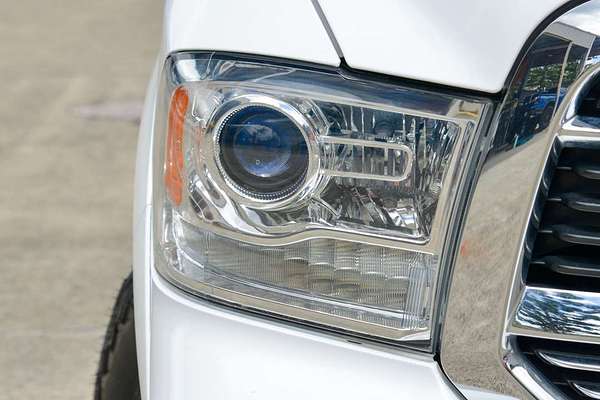 2018 RAM 1500 Laramie DS 4X4 SWB thumb-1