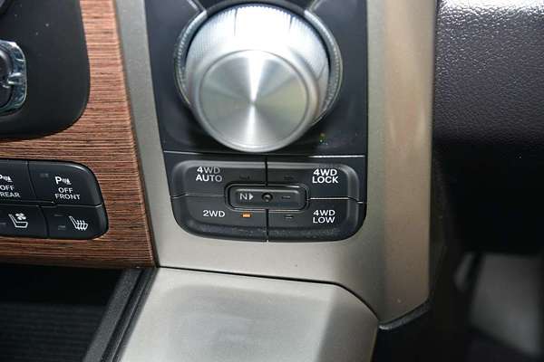 2018 RAM 1500 Laramie DS 4X4 SWB thumb-15