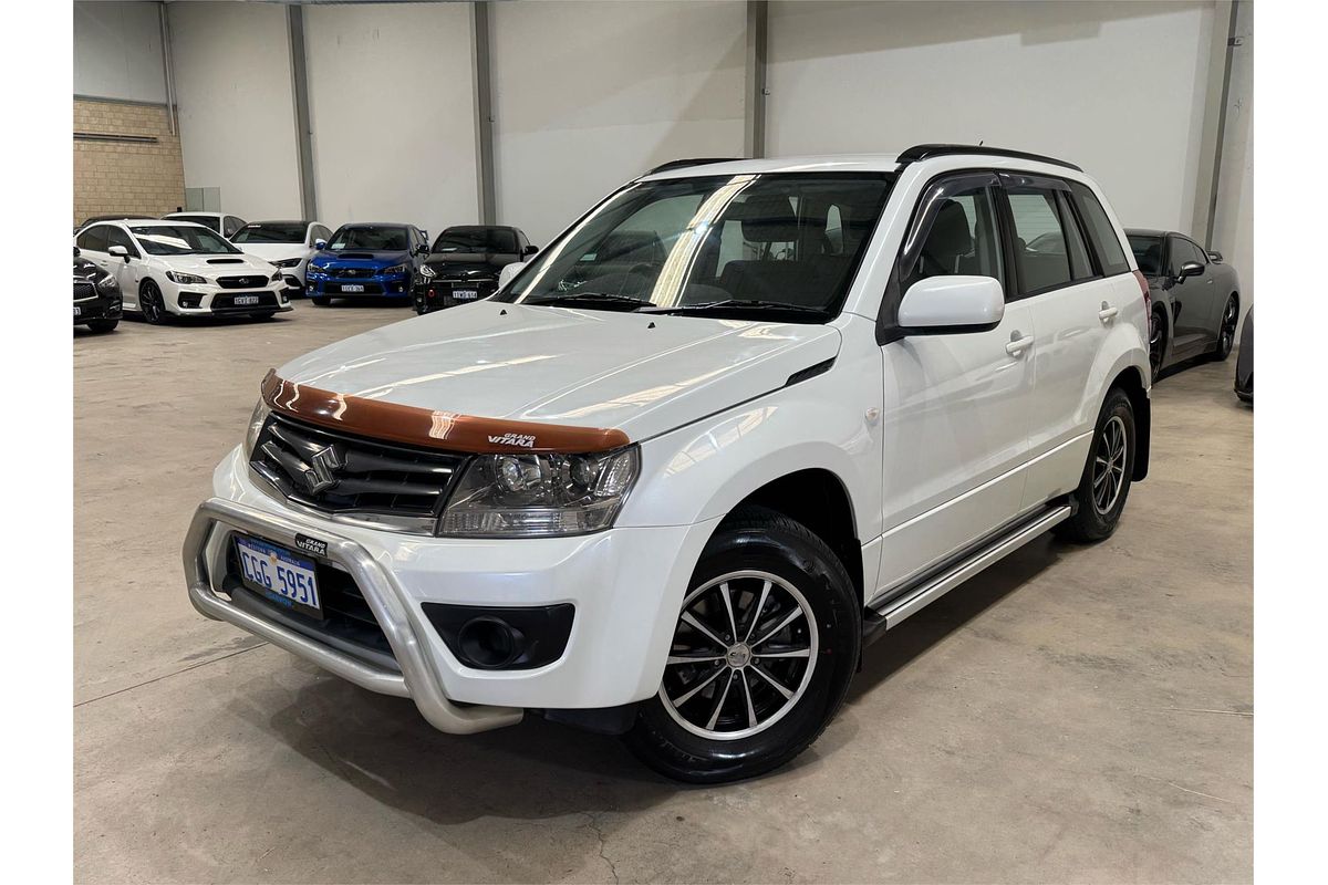 2013 Suzuki Grand Vitara Urban Navigator JB