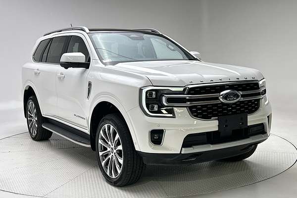2024 Ford Everest Platinum 3.0L thumb-0