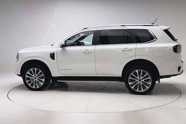 2024 Ford Everest Platinum 3.0L thumb-5