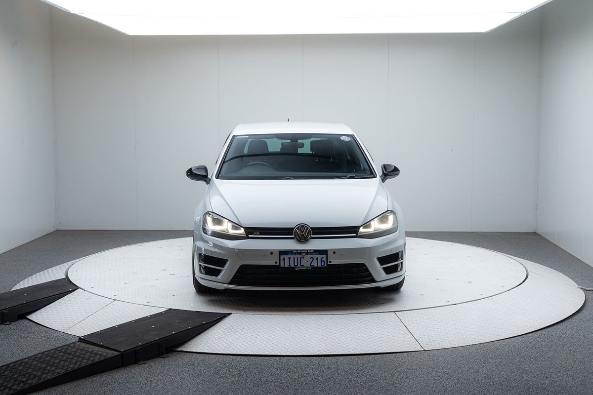 2017 Volkswagen Golf R 7.5