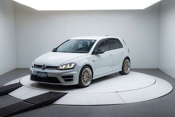 2017 Volkswagen Golf R 7.5