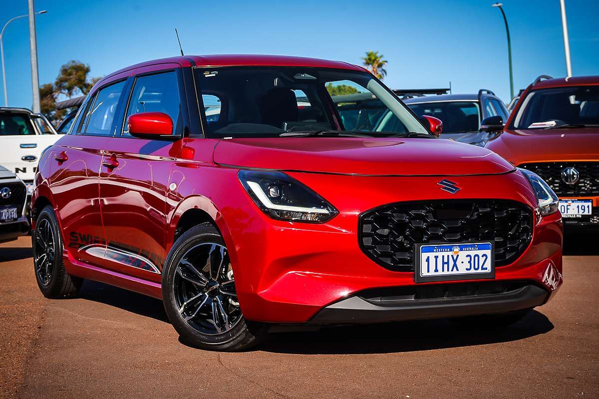 2024 Suzuki Swift Hybrid UZ