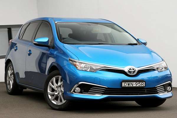 2018 Toyota Corolla Ascent Sport MZEA12R