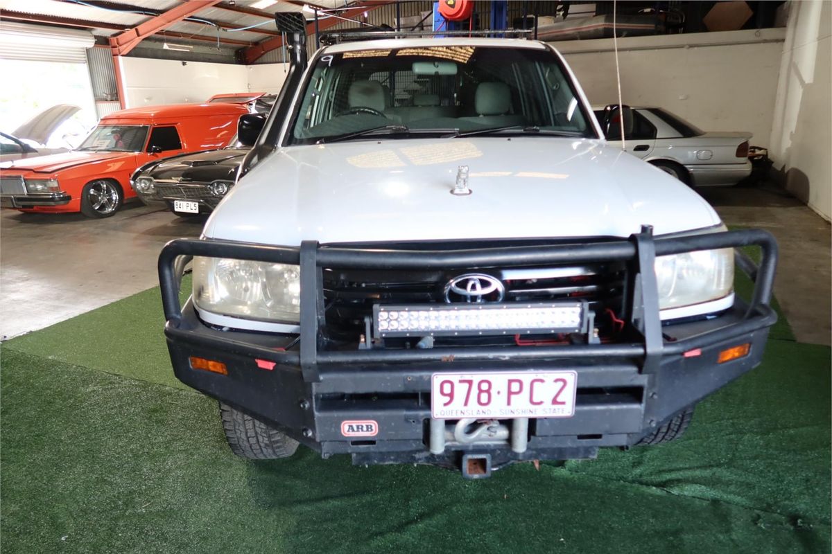 2006 Toyota Landcruiser Standard HZJ105R