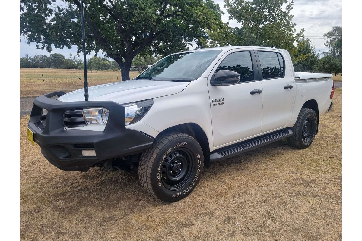 2018 Toyota Hilux SR GUN126R 4X4