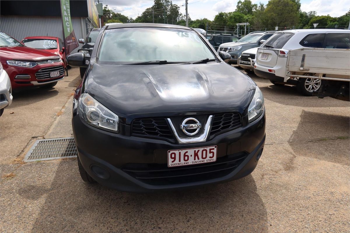 2013 Nissan Dualis ST J10W Series 4