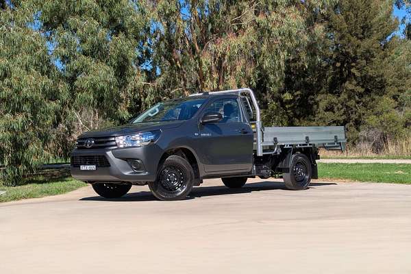 2025 Toyota Hilux Workmate TGN121R