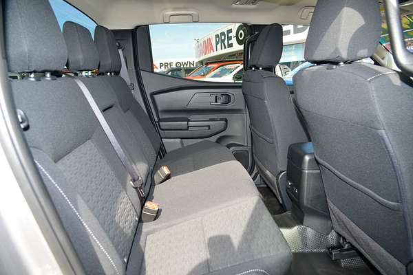 2025 Mitsubishi Triton GLX+ MV 4X4 thumb-8